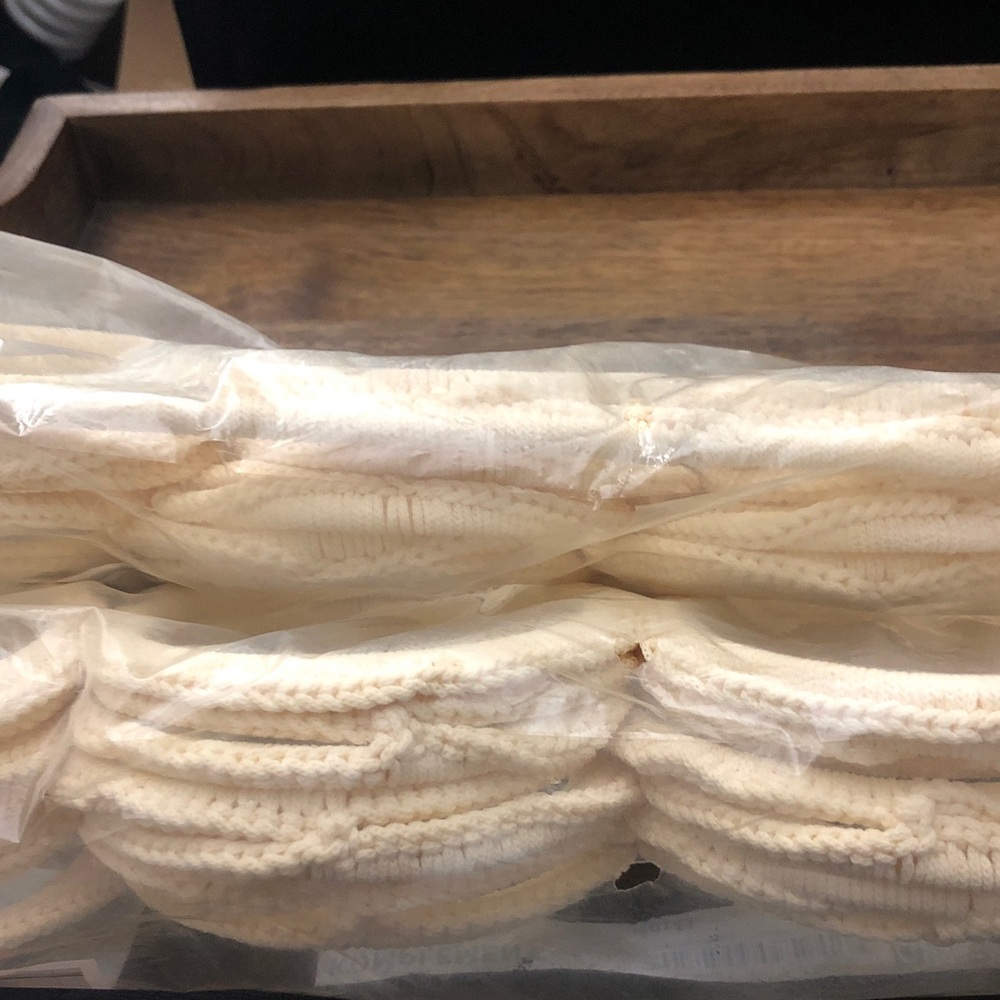 IKEA.. Komplement Multi-Use Hanger, Cream Color (2 Packs) - Picture 9 of 9